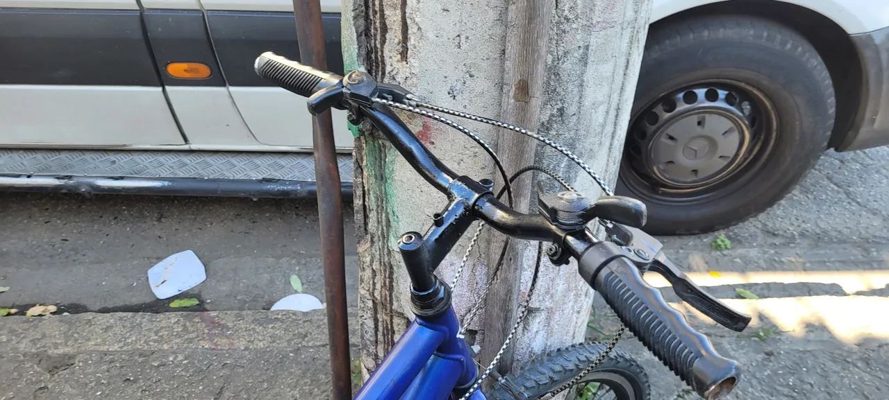Bicicleta aro 24 com marcha - Foto 3
