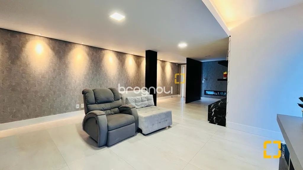 Casa na Trindade com 4 dormitórios com vista espetacular, moderna e requintada - Foto 5