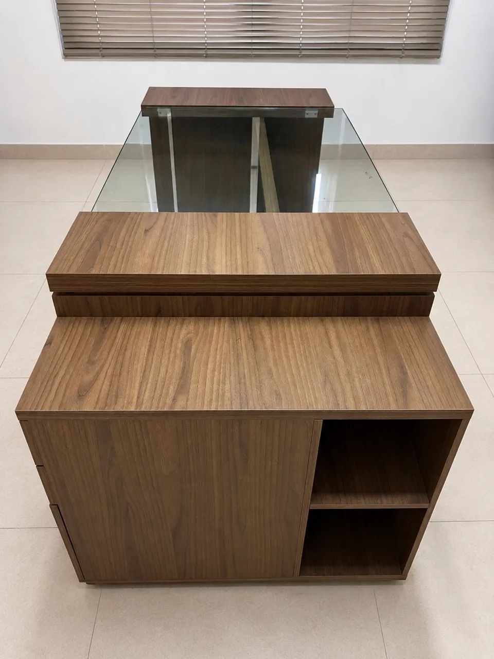 Mesa e armário de escritório  - Foto 3
