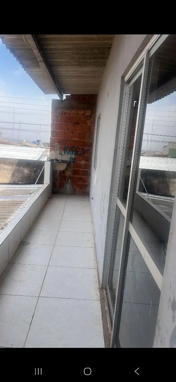 Alugo casa 2 qts