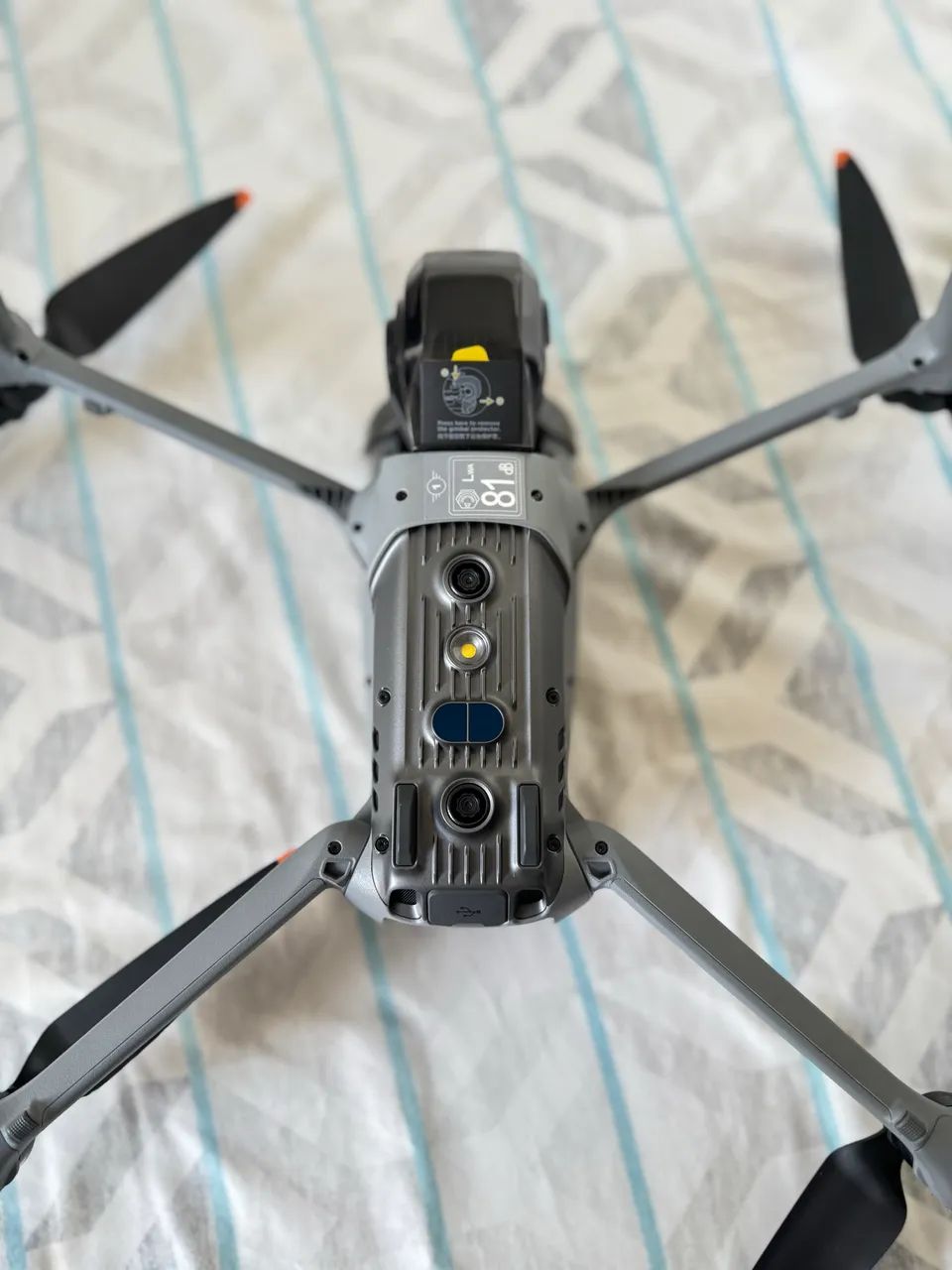 Drone DJI AIR 3 Combo Fly More - Foto 4