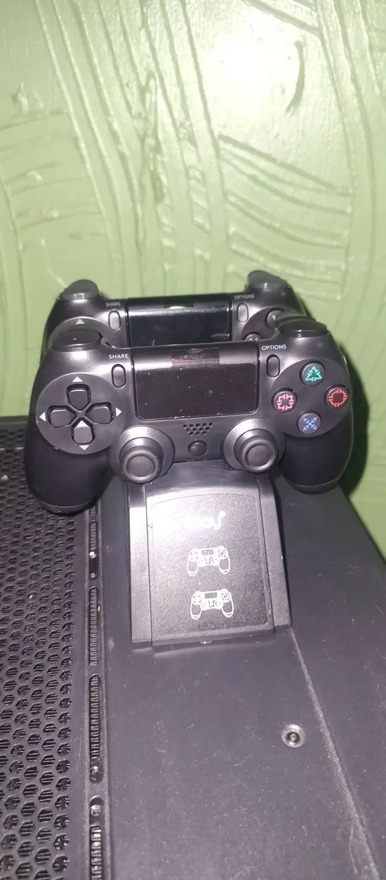 Kit 2 controles de ps4+carregador  - Foto 2