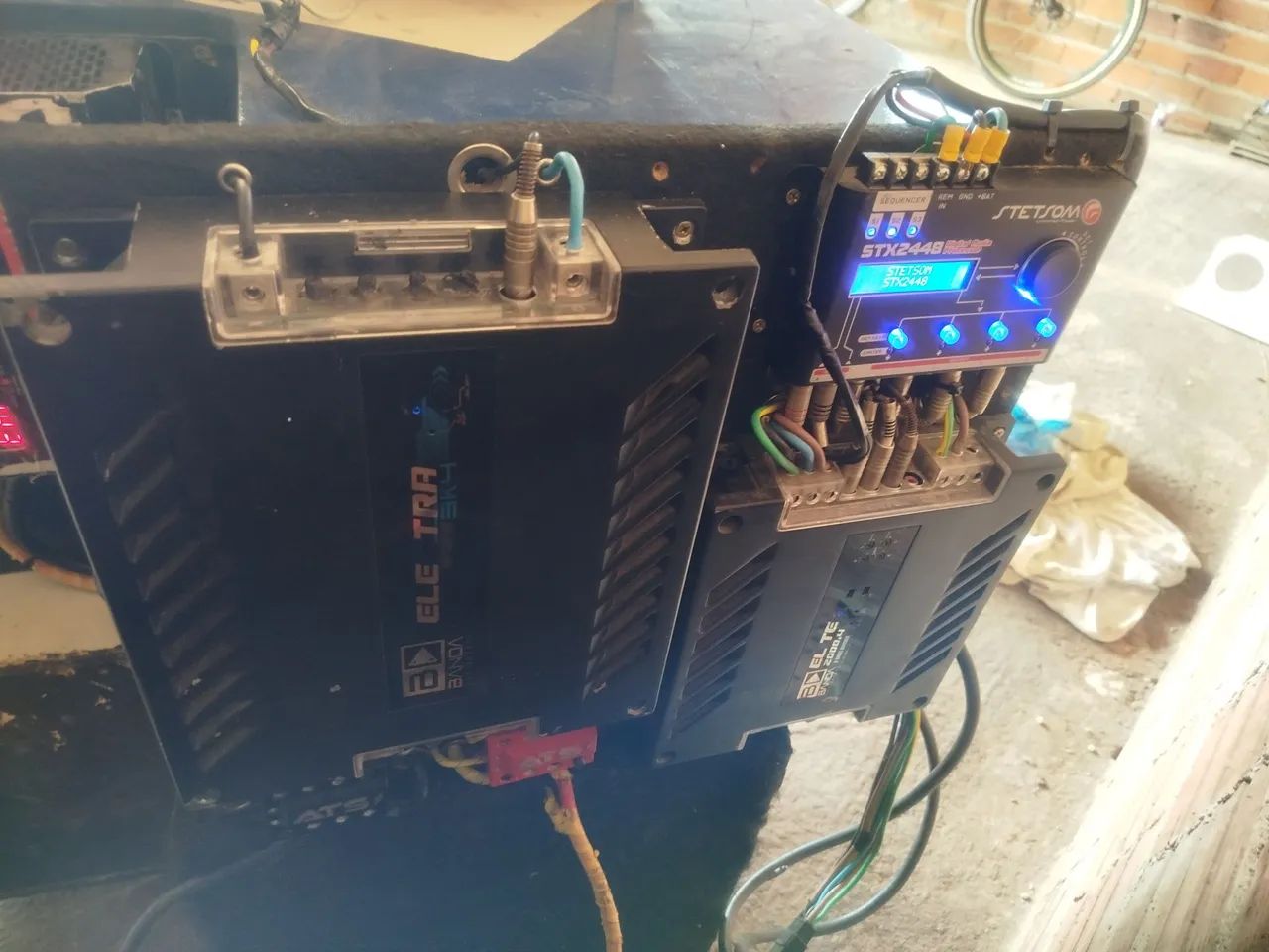 Caixa trio completa  - Foto 4