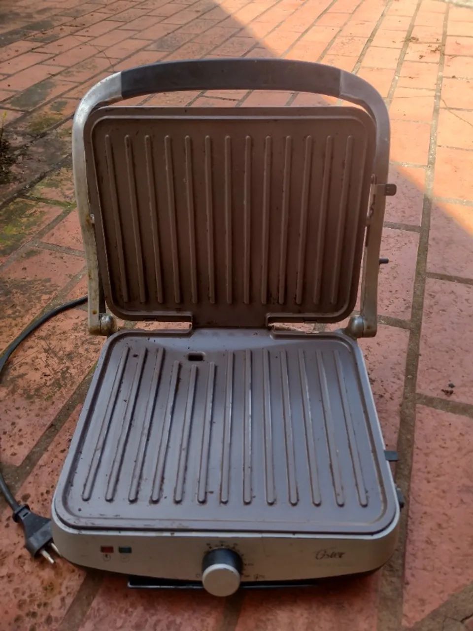 Grill elétrico Oster - Foto 2