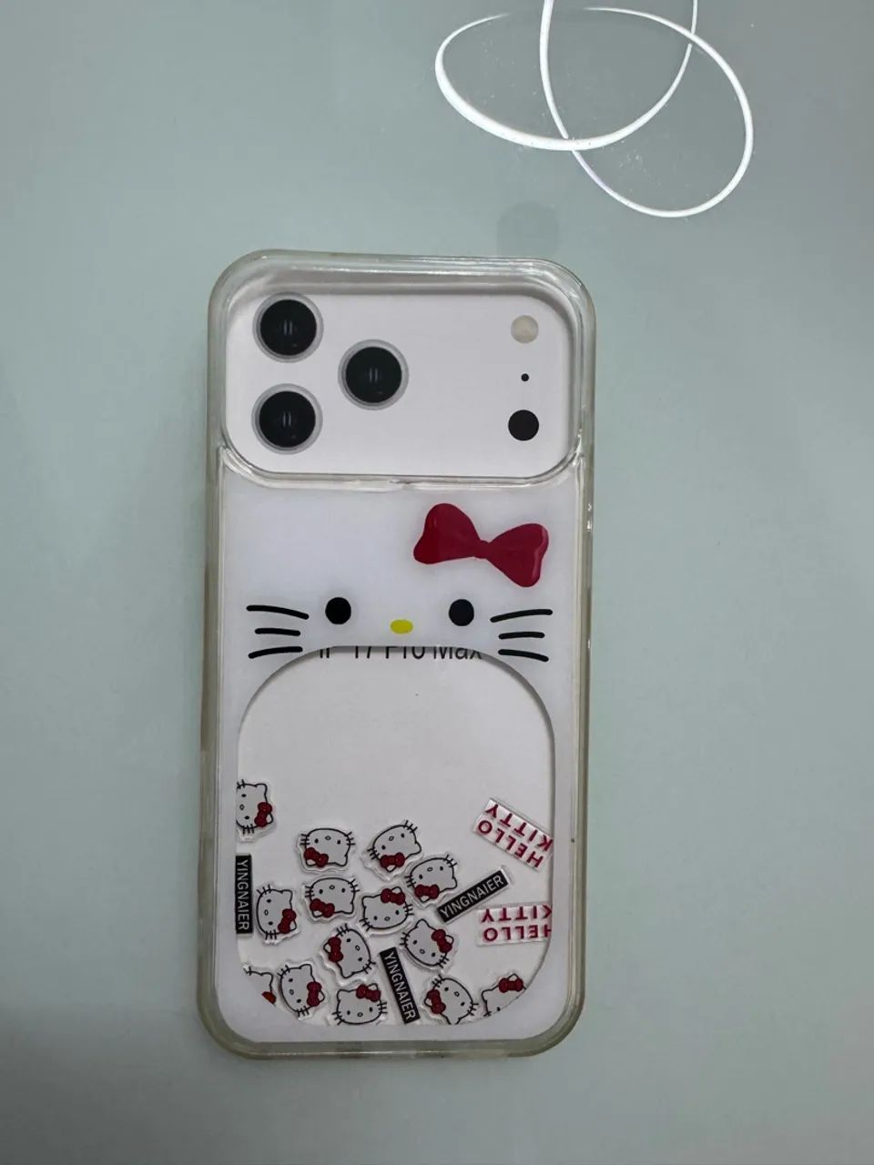 Capa Hello Kitty em movimento para IPhone 17 Pro Max