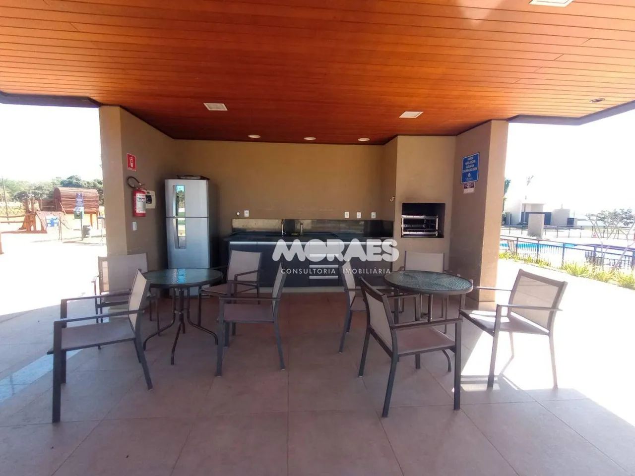 Terreno em Condomínio Fechado à venda, 339 m² por R$ 245.000 - Residencial Villa de León - - Foto 10