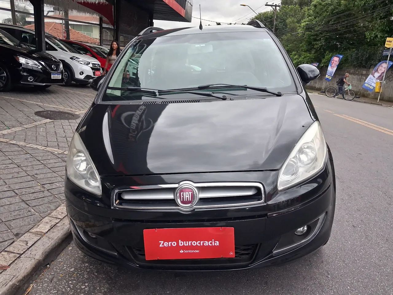 Fiat Idea Attractive 1.4 Fire Flex 8V 5P 2014 - Foto 2