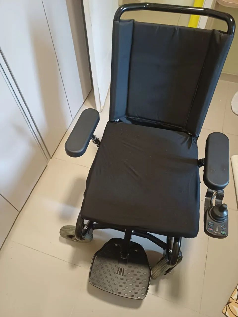 Cadeira de rodas elétrica ottobock - Foto 2