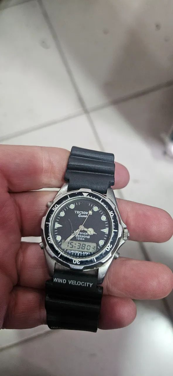 Relógio Technos Skydiver 