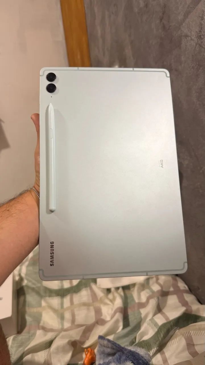     Galaxy Tab S9 FE+ 128GB | Verde | Sem Marcas | Completo