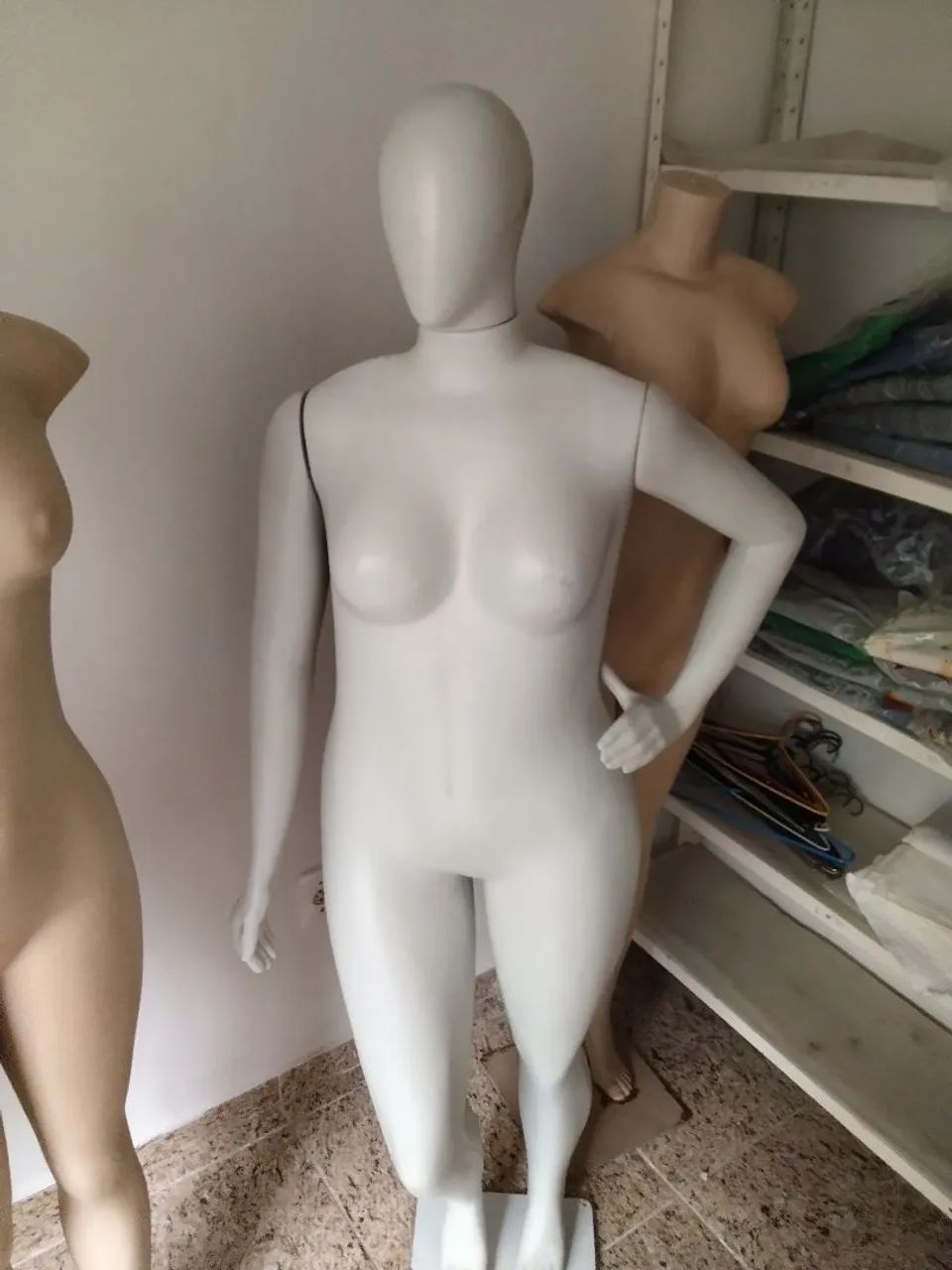 Manequim plu size completo com bra ço e cabeça  - Foto 2