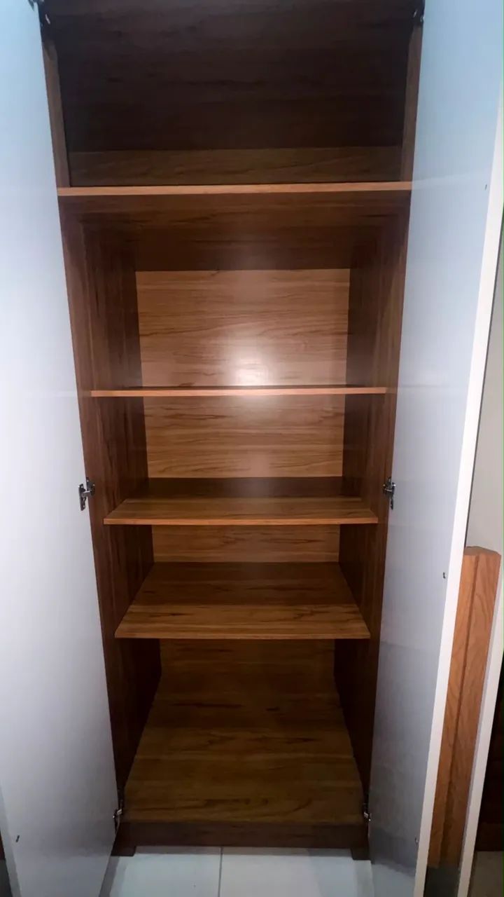 Guarda-roupa 6 portas - Foto 3