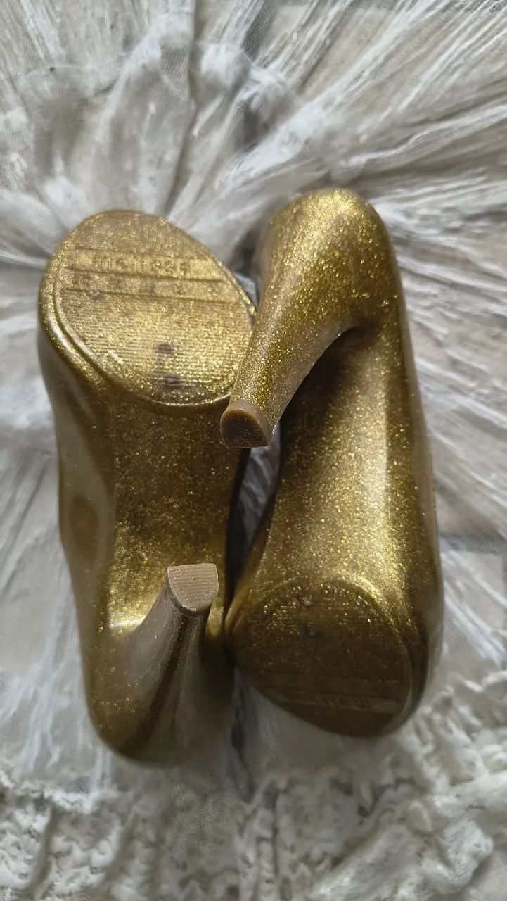 SCARPIN MELISSA DOURADO - TAM. 35 - Foto 4