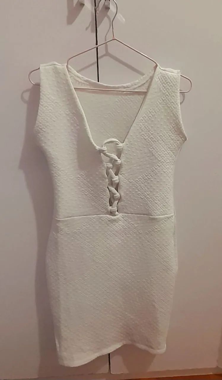 Vestido Branco tam P/M  - Foto 4