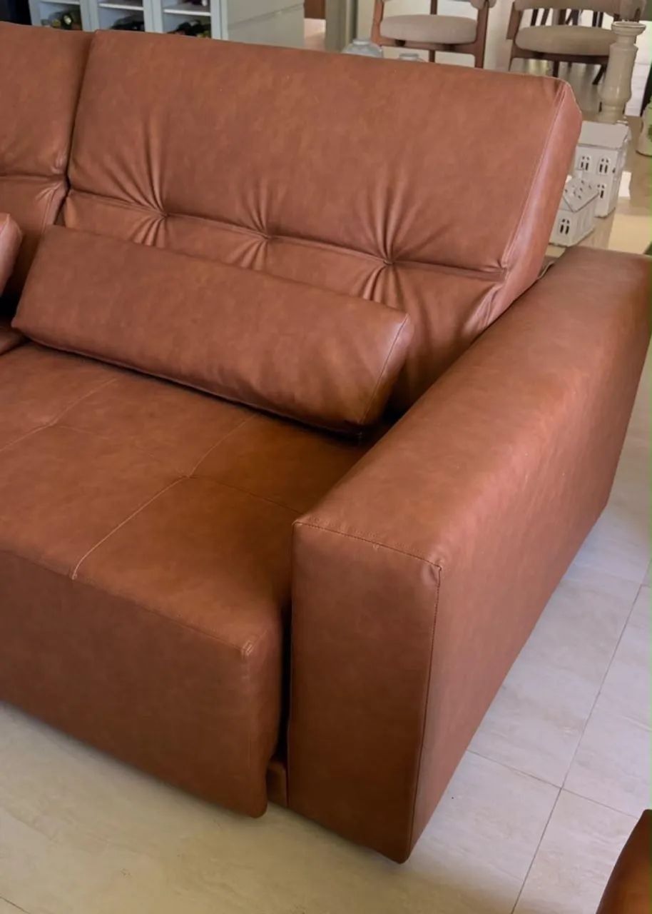 Sofá home (Sofá retrátil e reclinável em couro ecológico  2.32 x 1.70)