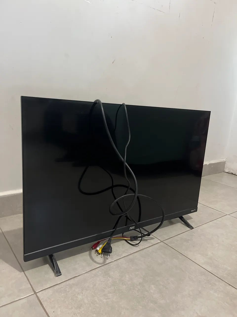 Smart TV AOC Roku semi nova - Foto 2