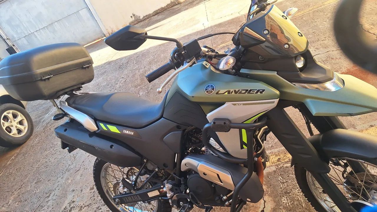 Lander nova. Excelente estado de conservação  - Foto 4
