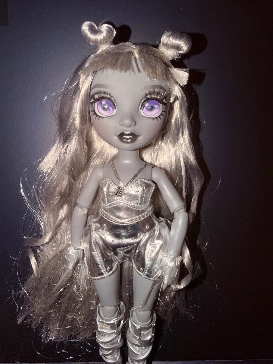 Rainbow High Luna