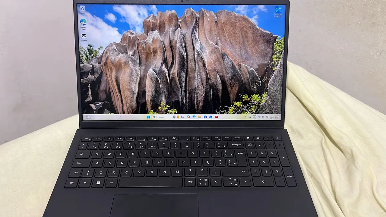 Notebook Dell 3120    8 ram 477 gb  seminovo