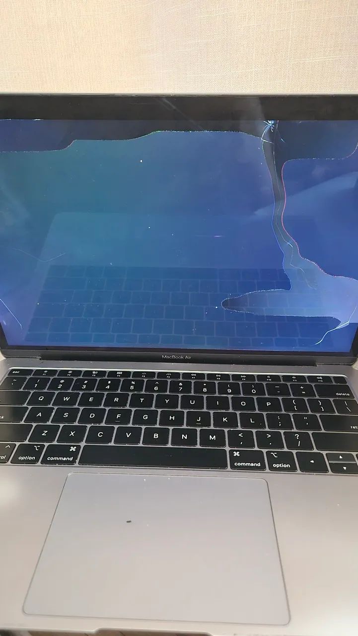 Retirada de peças: Macbook Air modelo 1932 13' - Foto 2