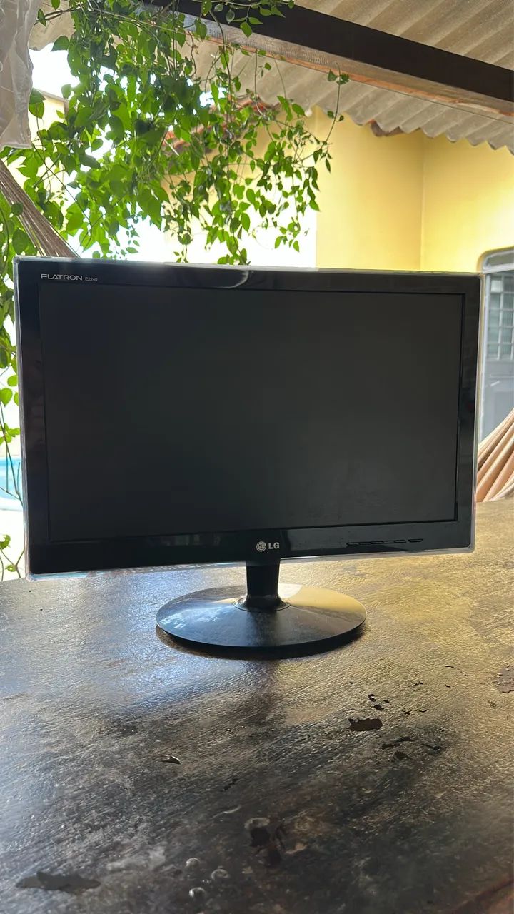 Monitor LG Flatron E2240S 21,5 - Foto 5