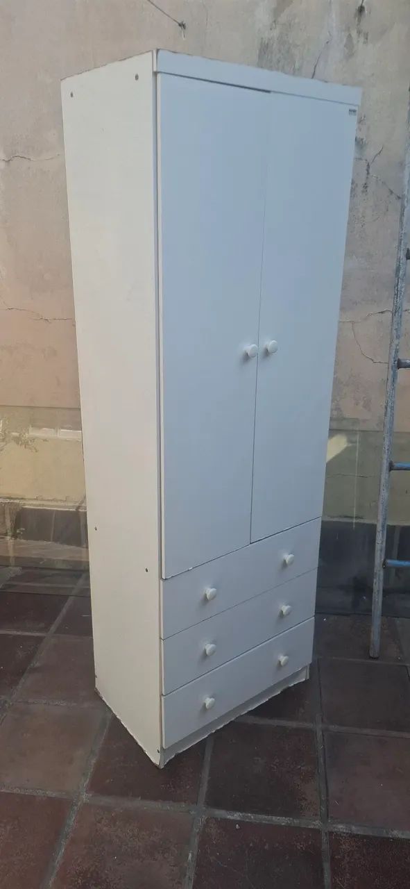 Guarda roupa infantil, entrego '