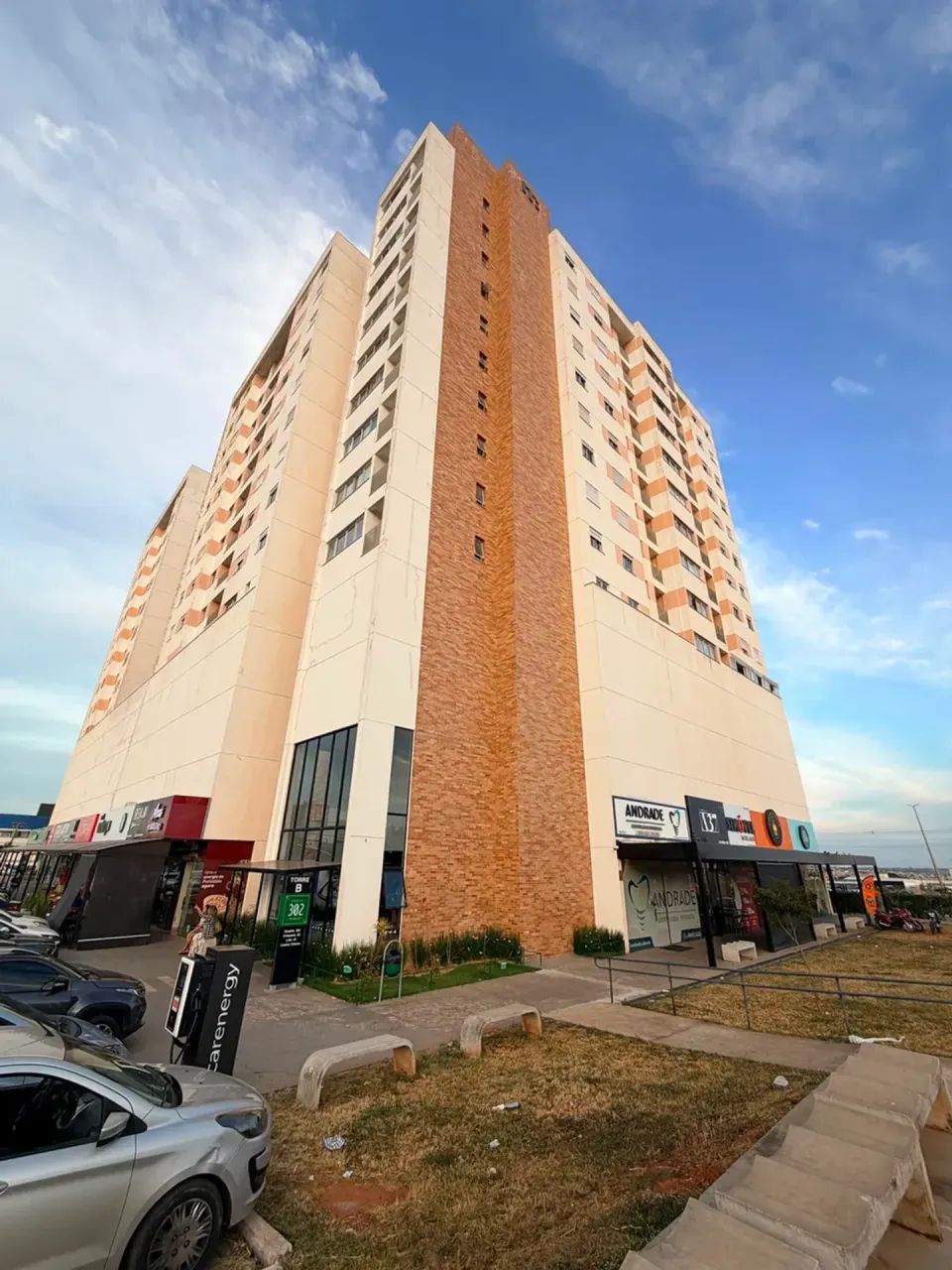 RESIDENCIAL URBAN , 2 QUARTOS E 1 SUÍTE .