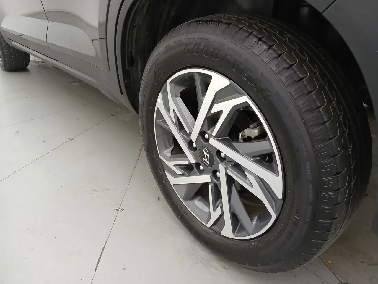 Hyundai Creta Limited 1.0 TB 12V Flex Aut., foto 12 de 18