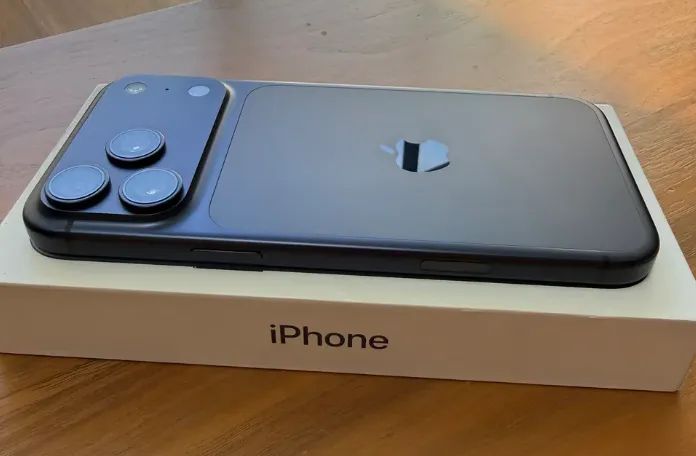 Iphone 17 Pro Azul 256Gb - Garantia - Foto 2