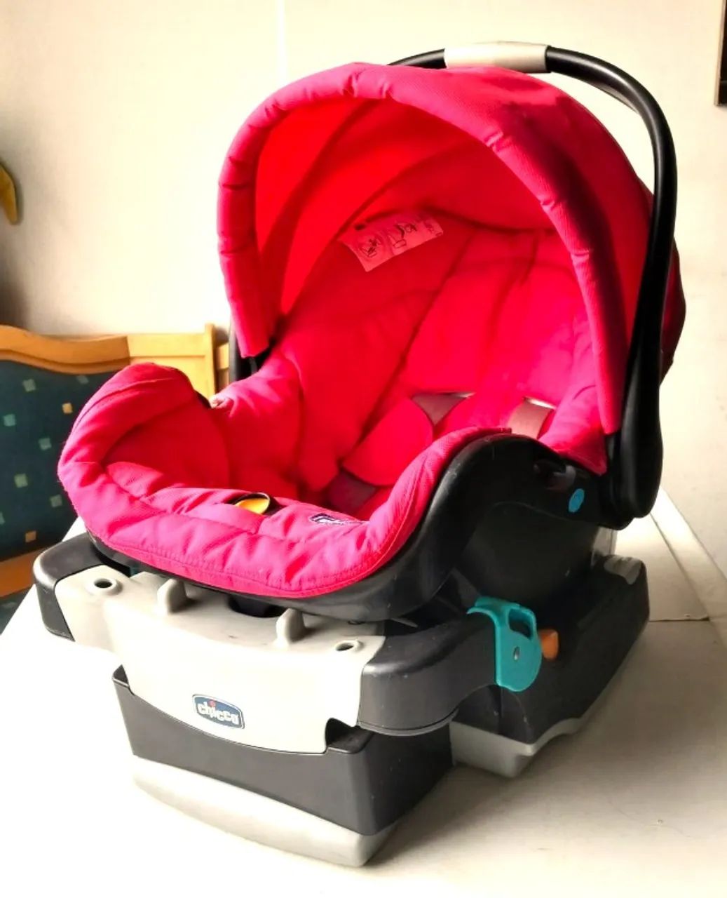 Bebê Conforto Marca Chicco (Italiana) - Com Base - Usado 