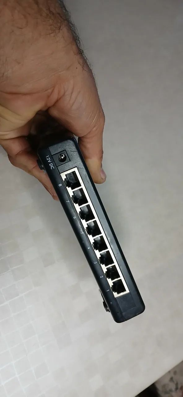 Hub switch 10/100