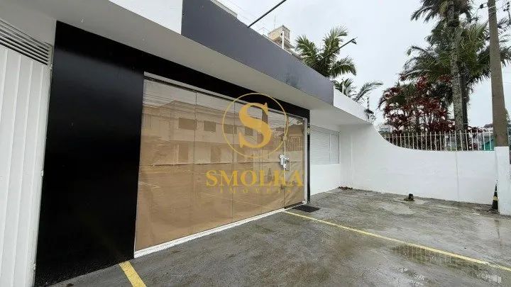 Casa Comercial à venda com 4 dormitórios, 5 vagas, no bairro Abraão, Florianópolis/SC. - Foto 2