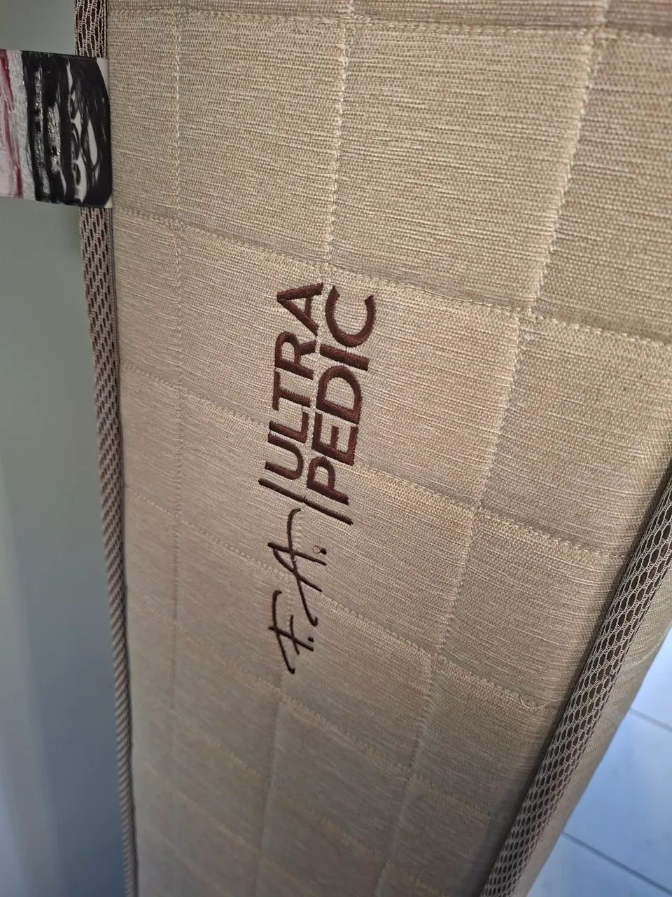 Vendo Colchão Queem semi novo  - Foto 3