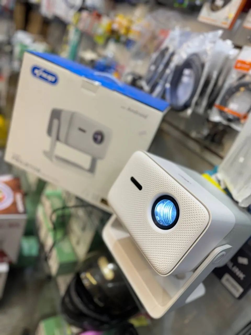 Projetor de Imagem PJ015 KNUP - PRODUTO NOVO COM GARANTIA - Foto 3