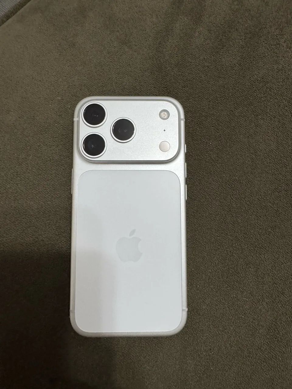 iPhone 17 Pro 256 Silver  - Foto 2