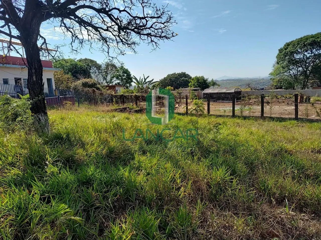 Lote Comercial com Escritório Vespasiano