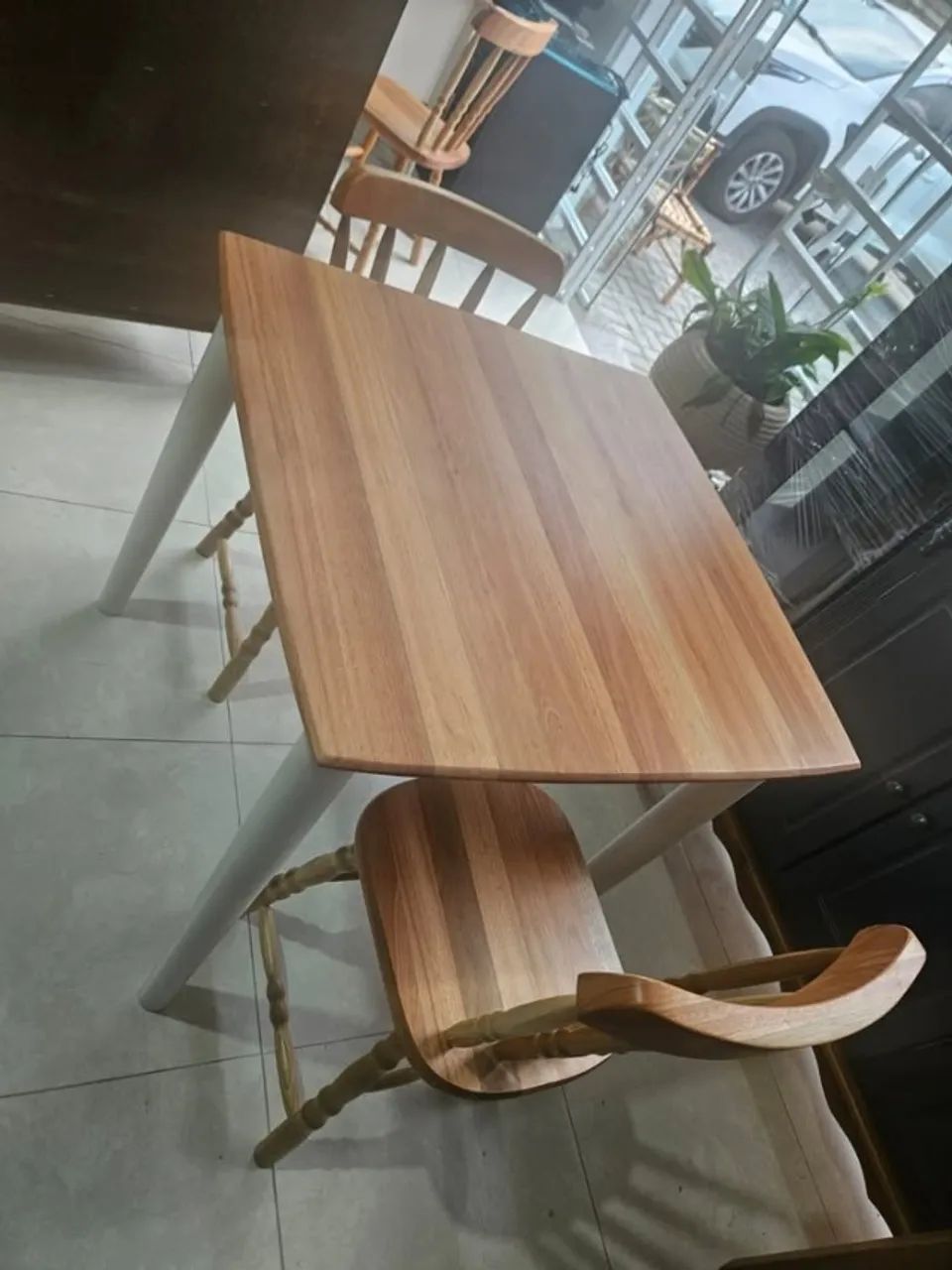 LInda Mesa + 2 Cadeiras Torneadas Eucalipto - Foto 4