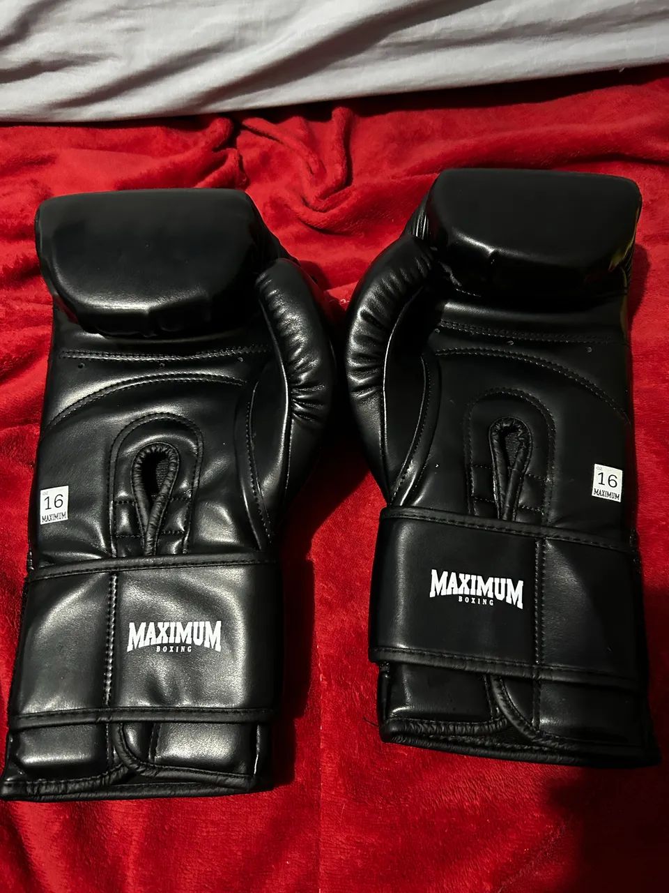 Luva Boxe Maximum 16Oz (Usada 2x só, para competição entre amigos) - Foto 3