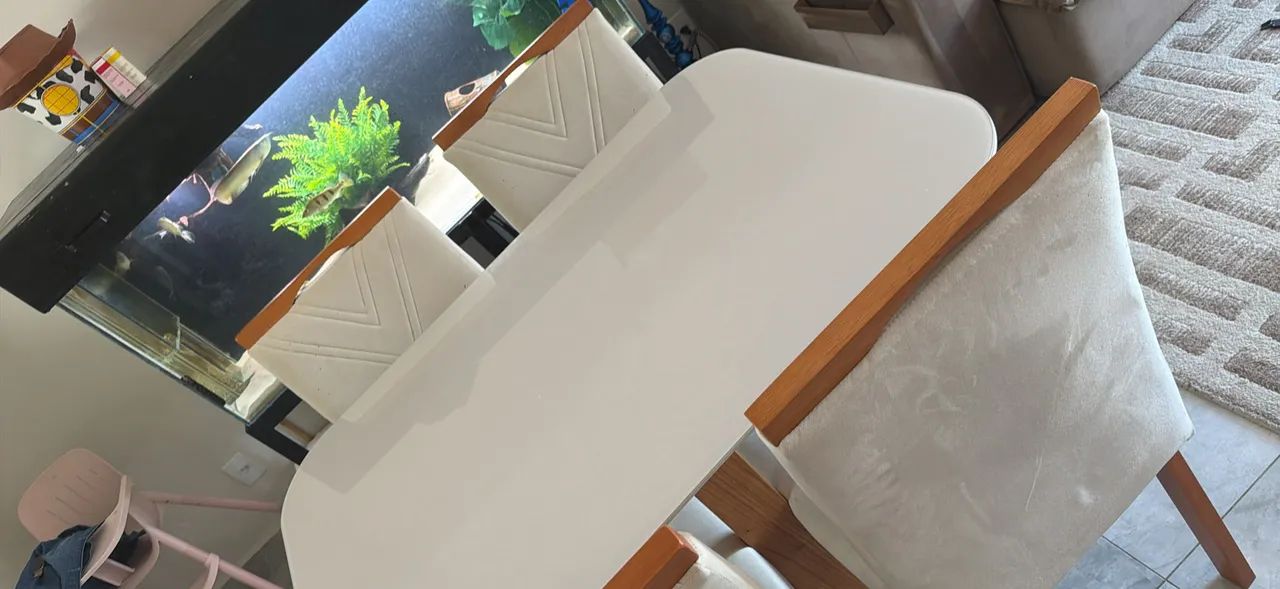 Mesa Dellabruna + 4 cadeiras - Foto 5