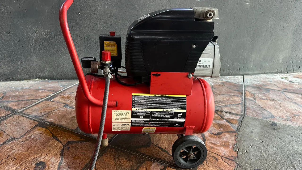 Compressor de ar Schulz CSA 8,2/25 litros. 2Hp - Foto 3