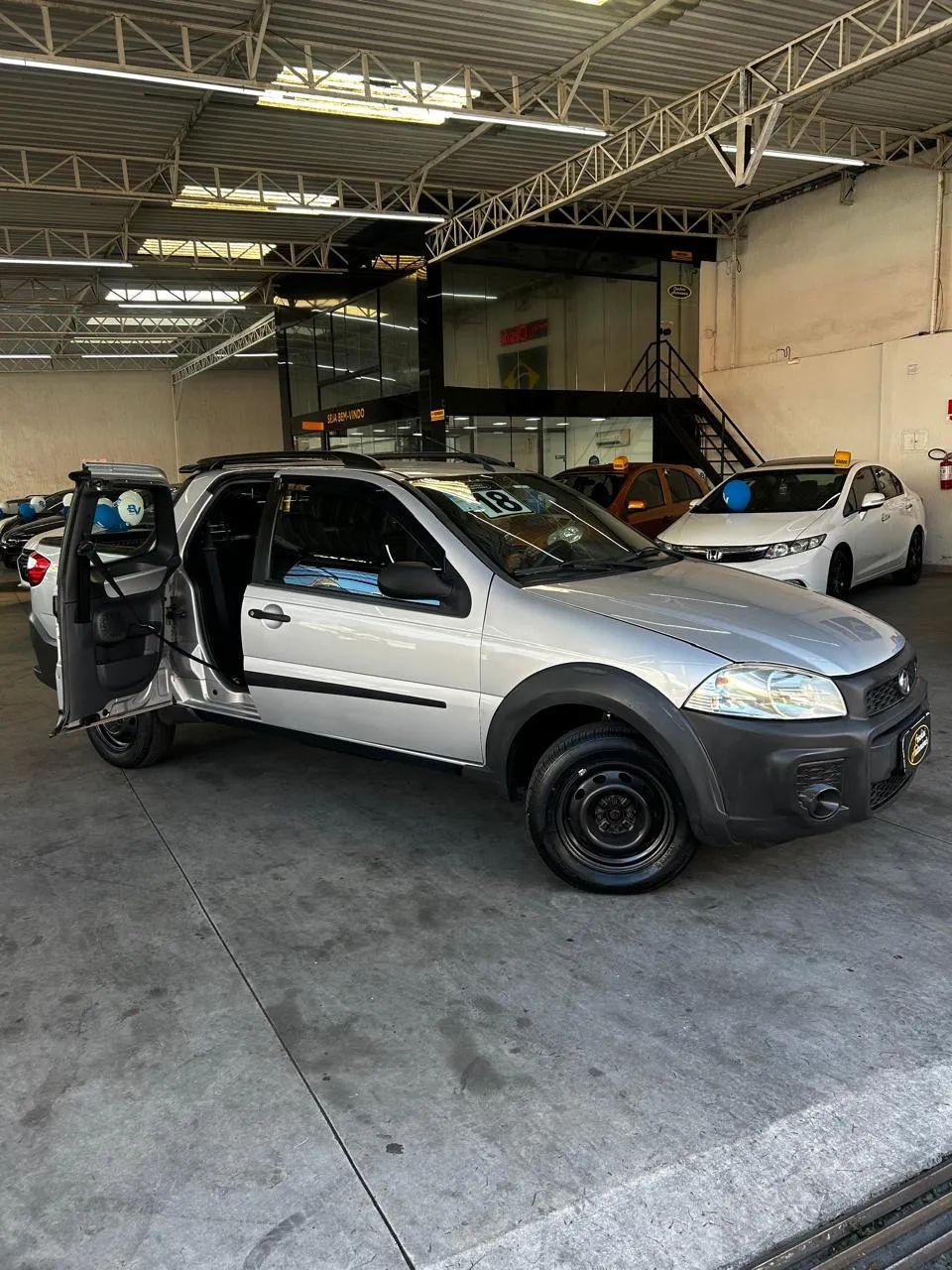 Fiat Strada Working Hard 1.4 Fire Flex 8V CD 2018 - Foto 4