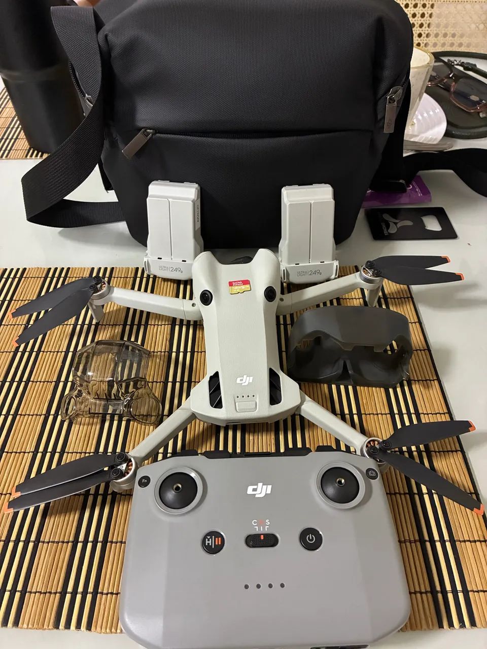 Drone DJI mini 4 pro 2 baterias