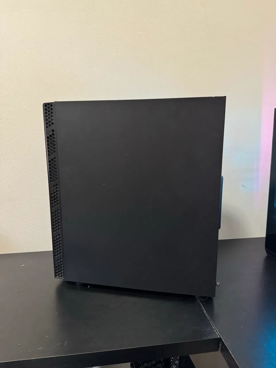 Gabinete Cooler Master c 5 Fans RGB - Foto 3