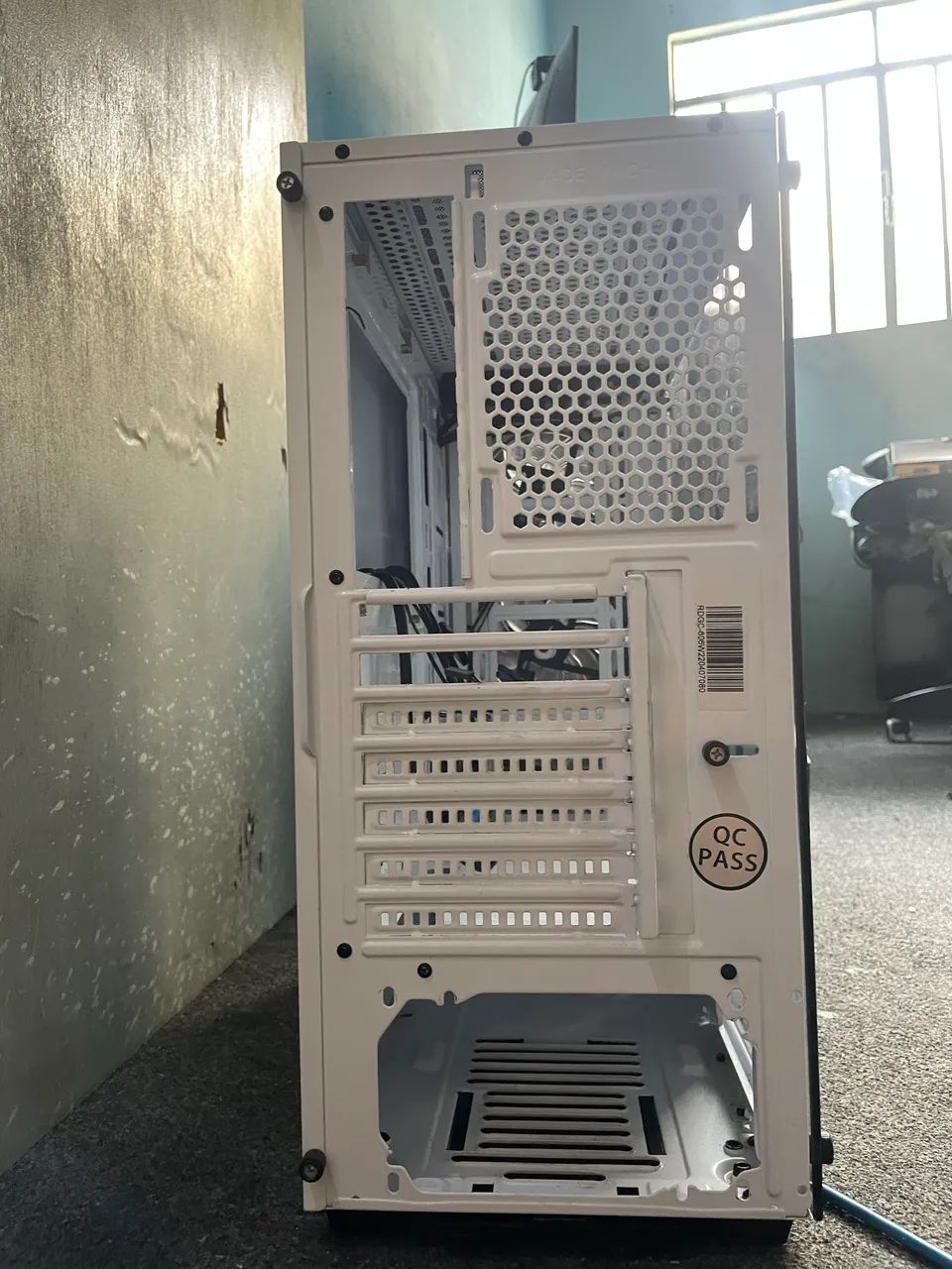 Gabinete Red Dragon branco - Foto 2