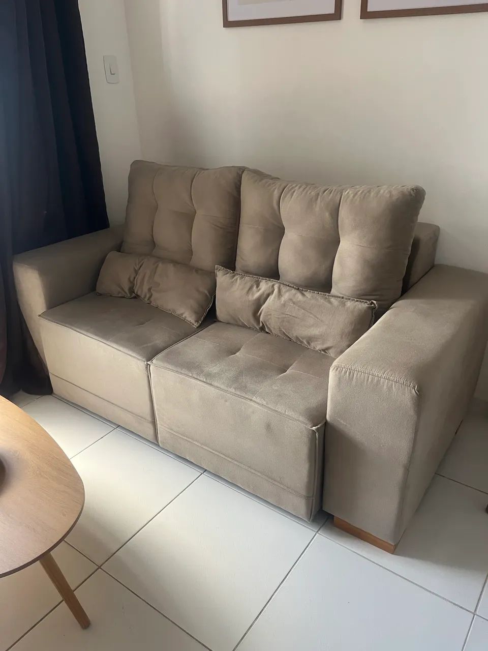Sofa Bege Elegante RETRATIL