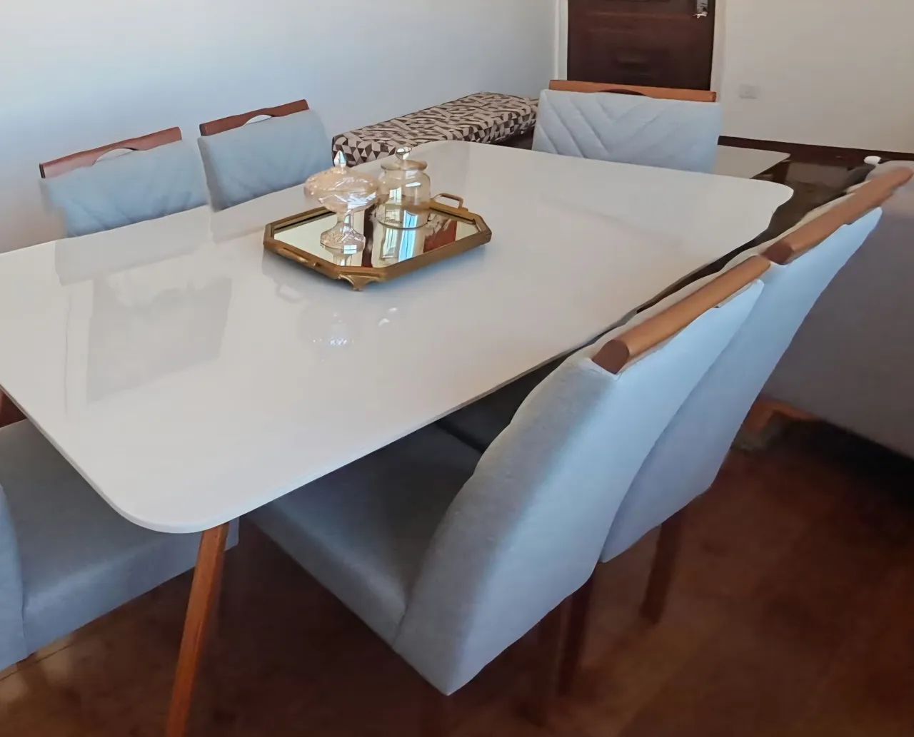 Mesa 6 cadeiras, sofá 4 lugares e cama box casal - Foto 2