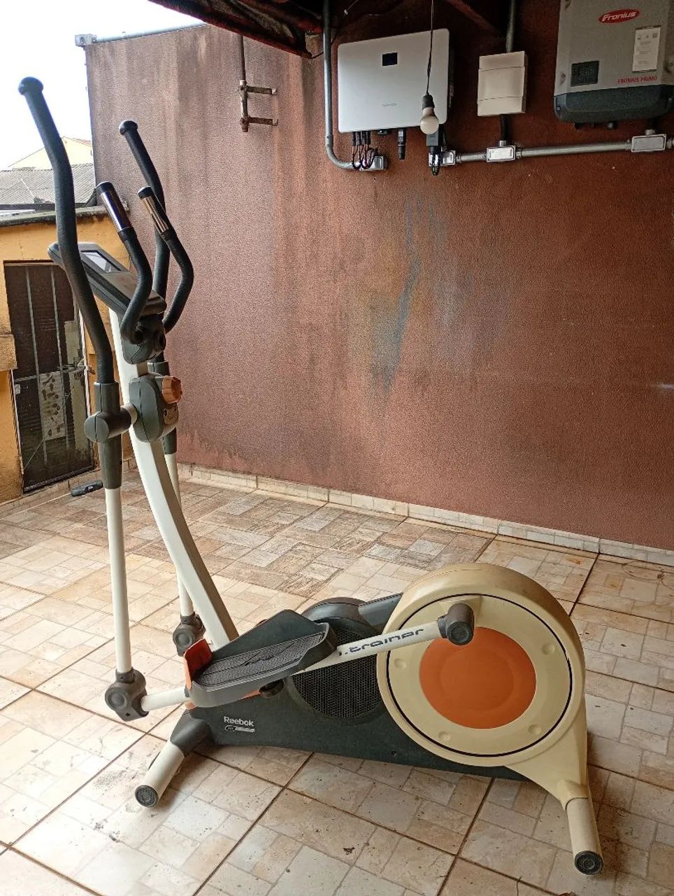 Aparelho elíptico 