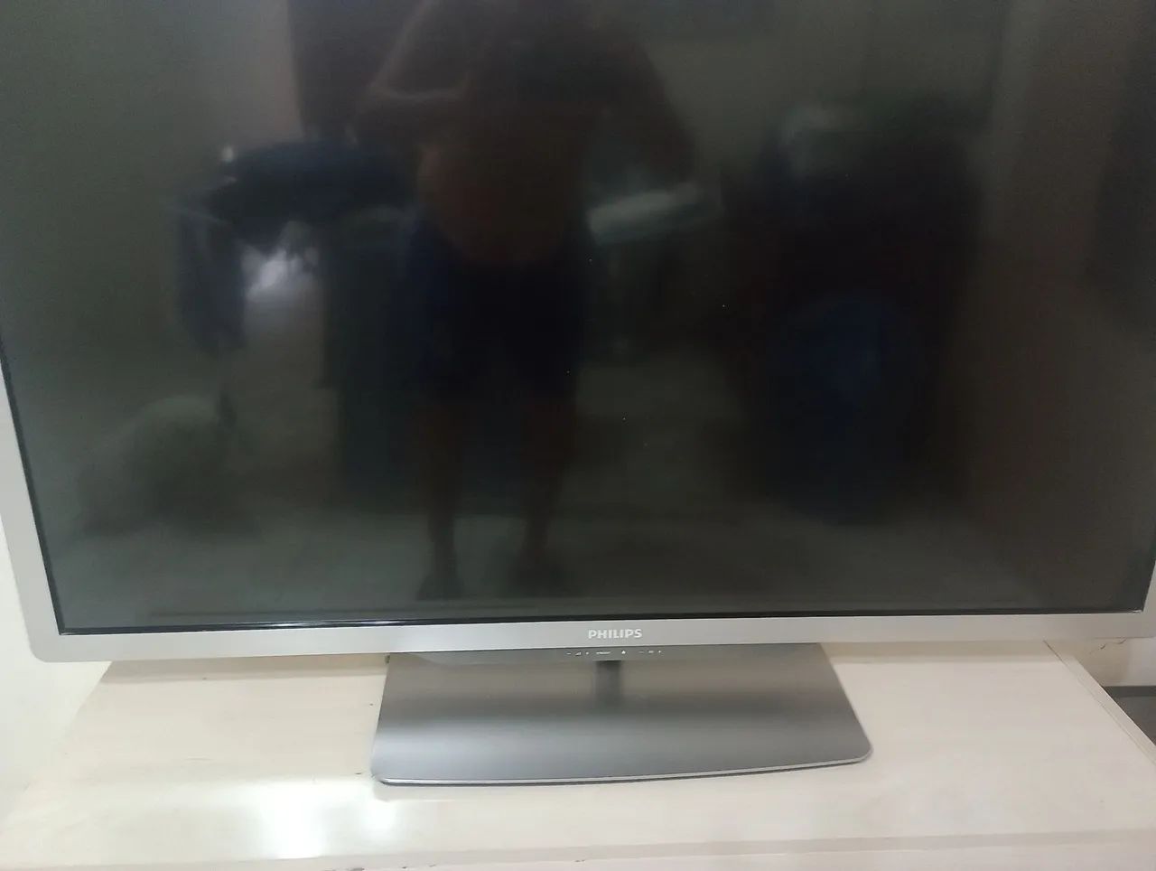 Tv Philips 3D parada quando liga só tem o som 