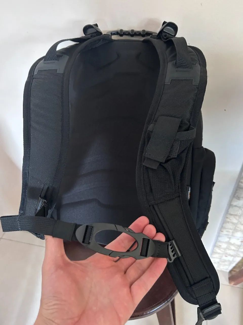 Mochila Oakley Icon Backpack 2.0 Blackout - Foto 3