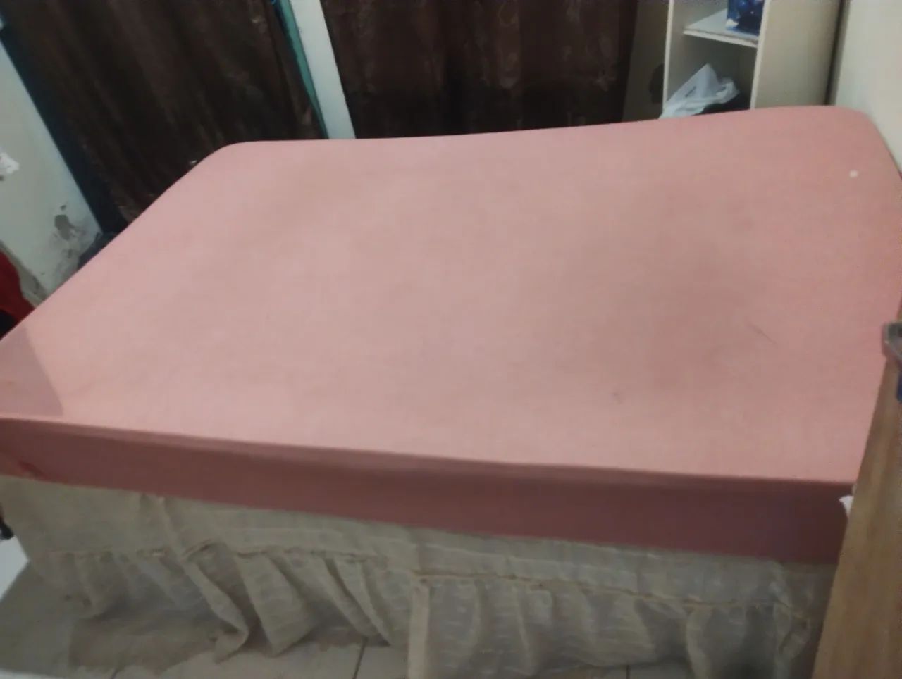 Cama de casal Colchão+ base + pés  - Foto 3